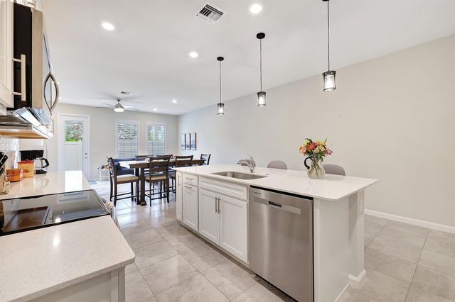 1807 SE Ocean Cove Way, Stuart, FL 34996