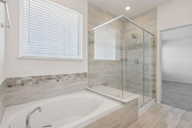 715 Topwater Trail, Kemah, TX 77565