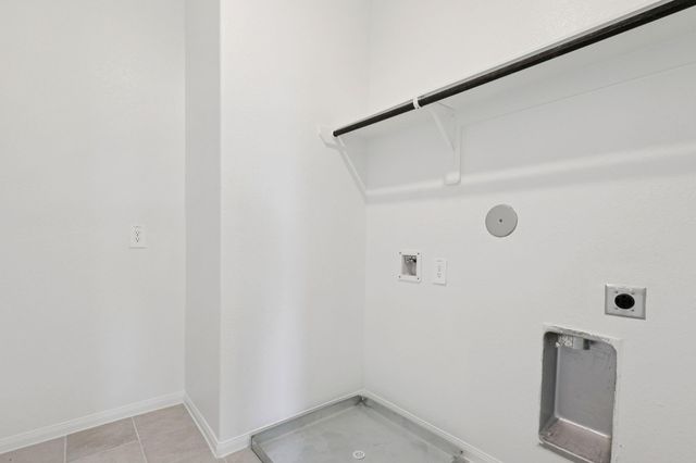 715 Topwater Trail, Kemah, TX 77565