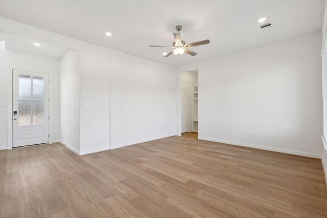 715 Topwater Trail, Kemah, TX 77565