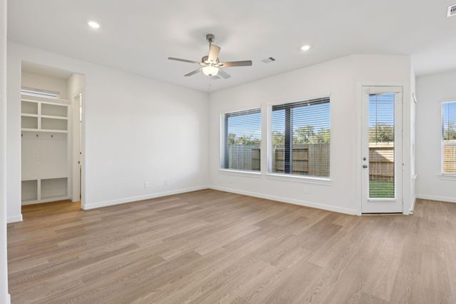 715 Topwater Trail, Kemah, TX 77565