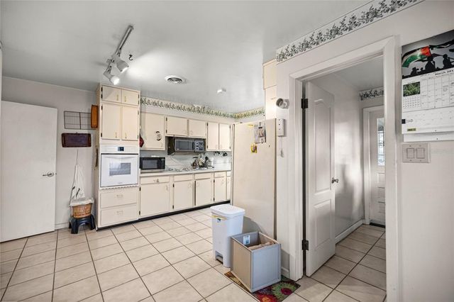 4025 NE 18TH STREET, Ocala, FL 34470