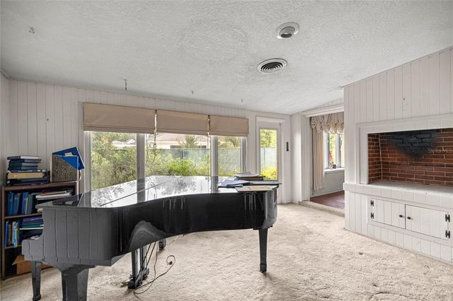 4025 NE 18TH STREET, Ocala, FL 34470