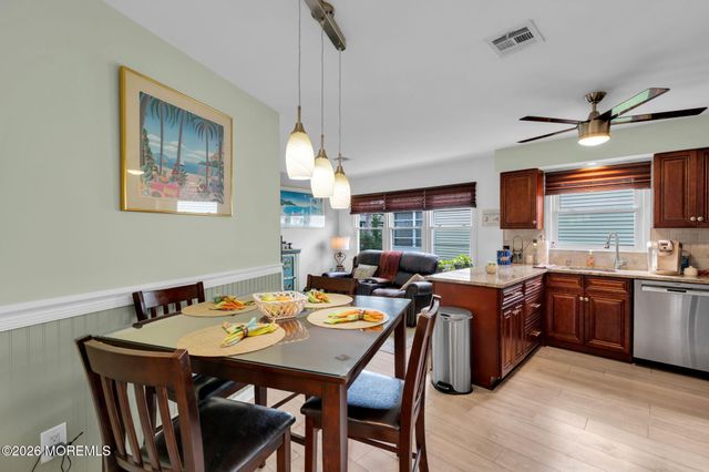 43 Lauren Lane N, Brick, NJ 08723