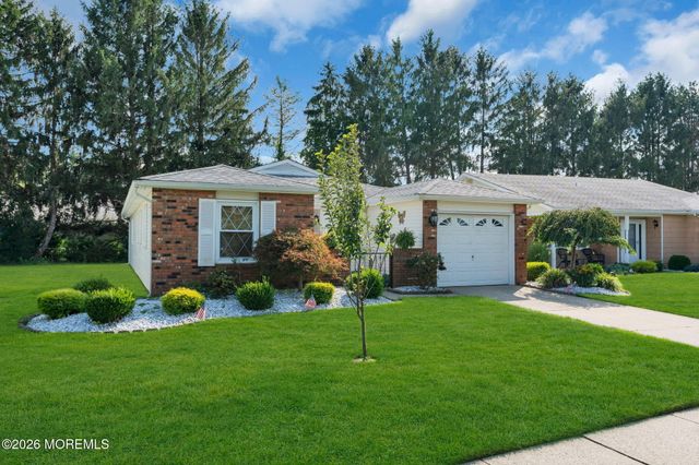 43 Lauren Lane N, Brick, NJ 08723