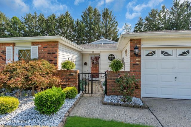 43 Lauren Lane N, Brick, NJ 08723