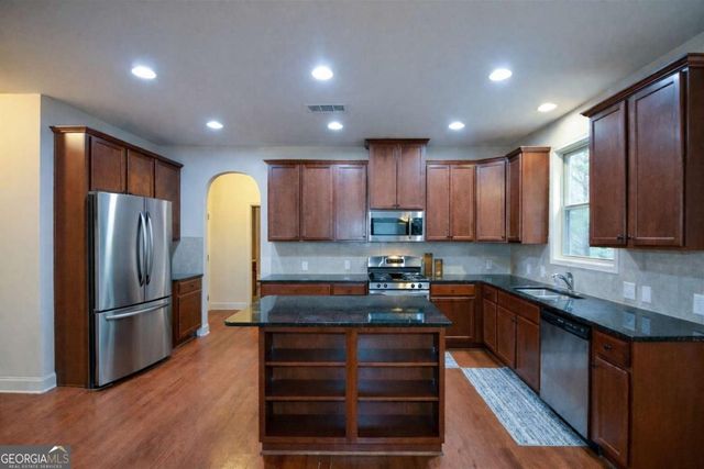 5573 Primrose Park Court, Sugar Hill, GA 30518