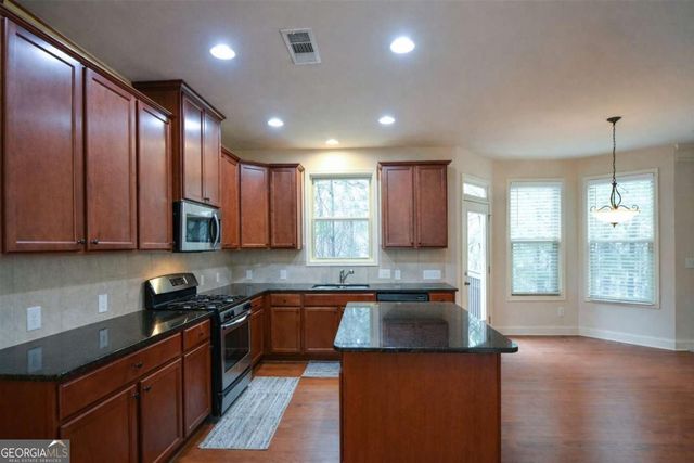 5573 Primrose Park Court, Sugar Hill, GA 30518