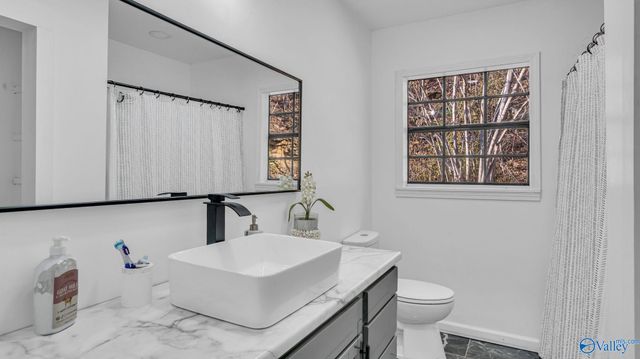 902 Highland Way, Gadsden, AL 35901