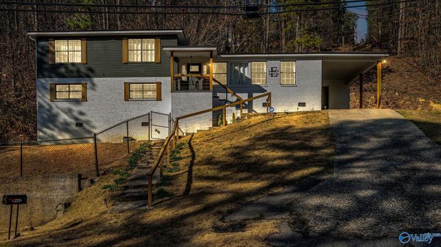 902 Highland Way, Gadsden, AL 35901