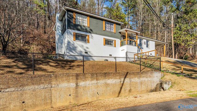 902 Highland Way, Gadsden, AL 35901