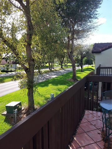 14940 SW 49th Ln 8A, Miami, FL 33185