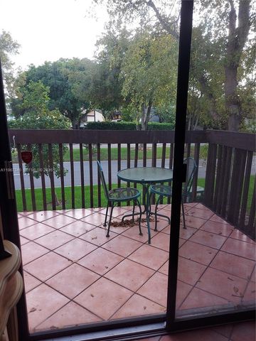 14940 SW 49th Ln 8A, Miami, FL 33185