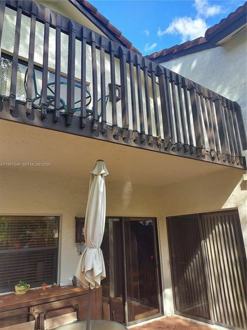 14940 SW 49th Ln 8A, Miami, FL 33185