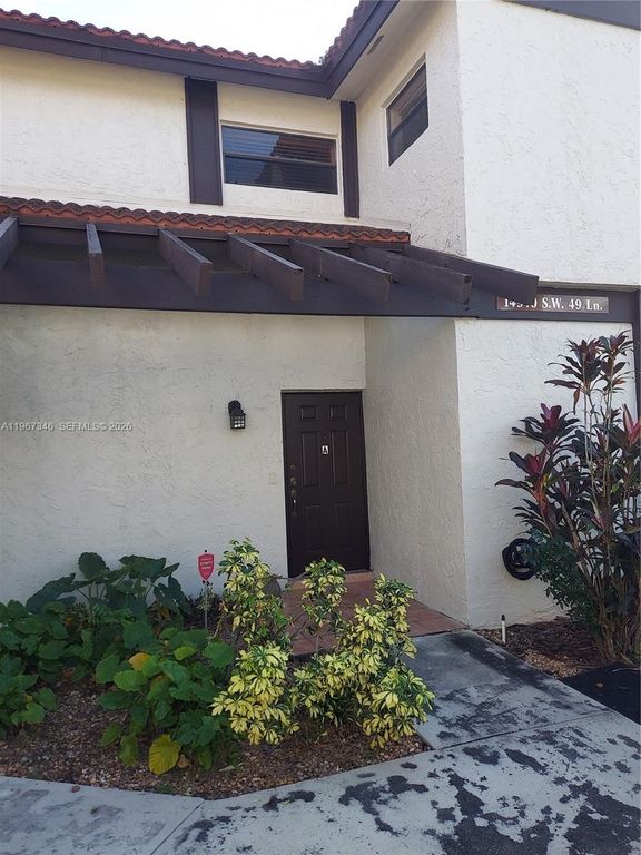 14940 SW 49th Ln 8A, Miami, FL 33185