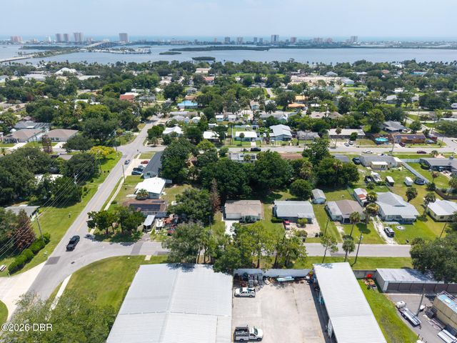 414 Virginia Avenue, Port Orange, FL 32127
