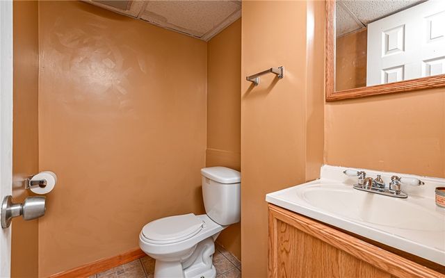 388 Collins Drive, Penn Hills, PA 15235