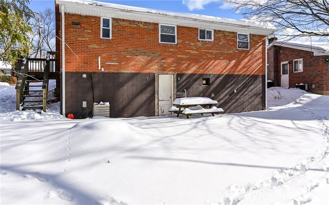 388 Collins Drive, Penn Hills, PA 15235
