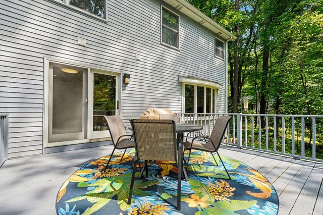 11261 Bridlewood Trail, Berrien Springs, MI 49103
