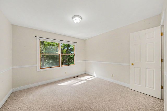 11261 Bridlewood Trail, Berrien Springs, MI 49103