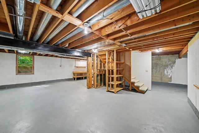 11261 Bridlewood Trail, Berrien Springs, MI 49103