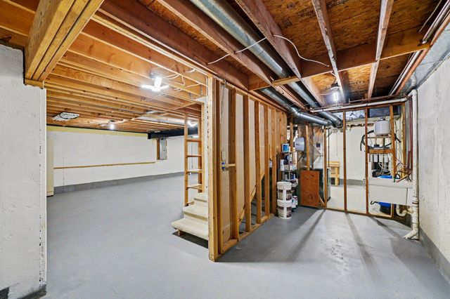 11261 Bridlewood Trail, Berrien Springs, MI 49103