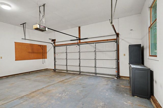 11261 Bridlewood Trail, Berrien Springs, MI 49103