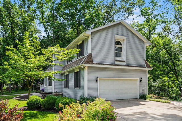 11261 Bridlewood Trail, Berrien Springs, MI 49103
