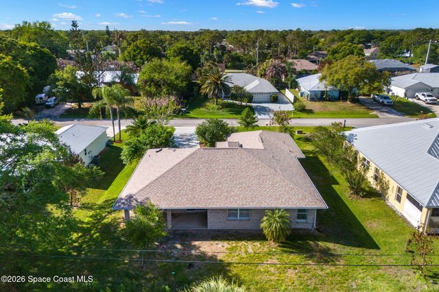 765 Brookedge Terrace, Sebastian, FL 32958