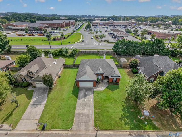137 Garden Brook Drive, Madison, AL 35758