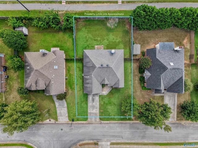 137 Garden Brook Drive, Madison, AL 35758