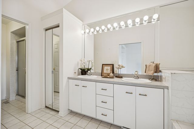 8622 KENDALL Lane, Orland Park, IL 60462