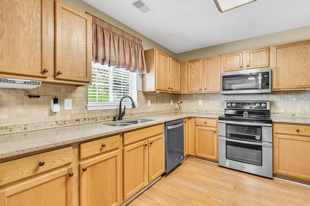 67 Regency Oaks Drive, Summerville, SC 29485