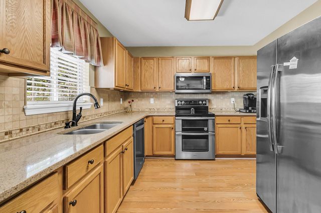 67 Regency Oaks Drive, Summerville, SC 29485