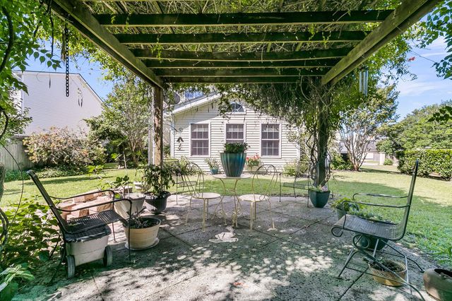 67 Regency Oaks Drive, Summerville, SC 29485
