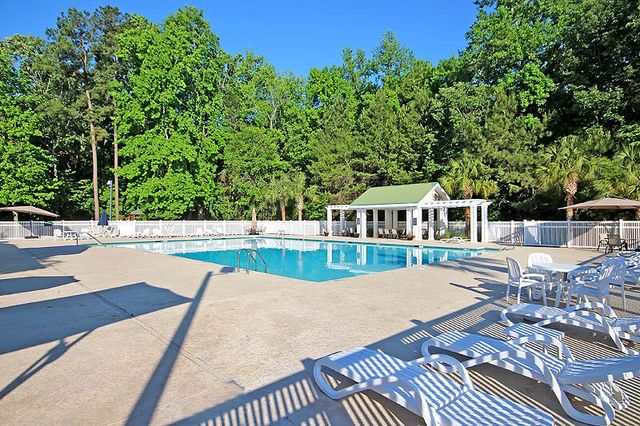 67 Regency Oaks Drive, Summerville, SC 29485