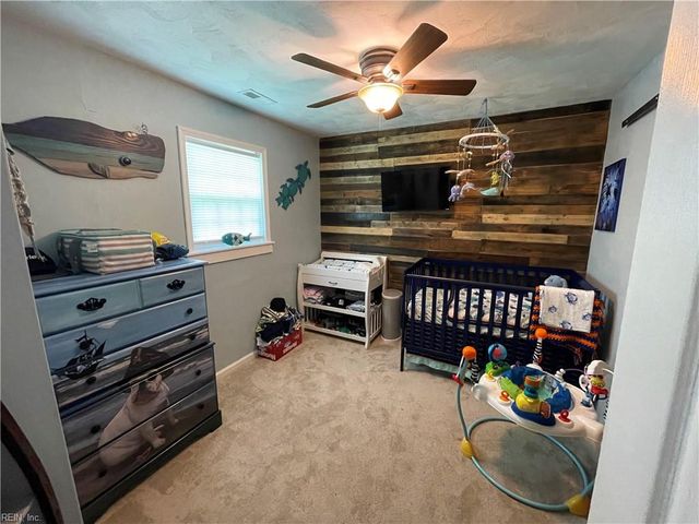 318 Deal DR, Portsmouth, VA 23701