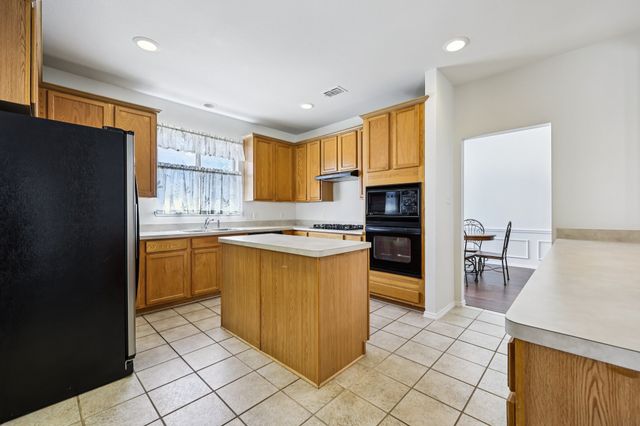 524 Jasmine Drive, Murphy, TX 75094