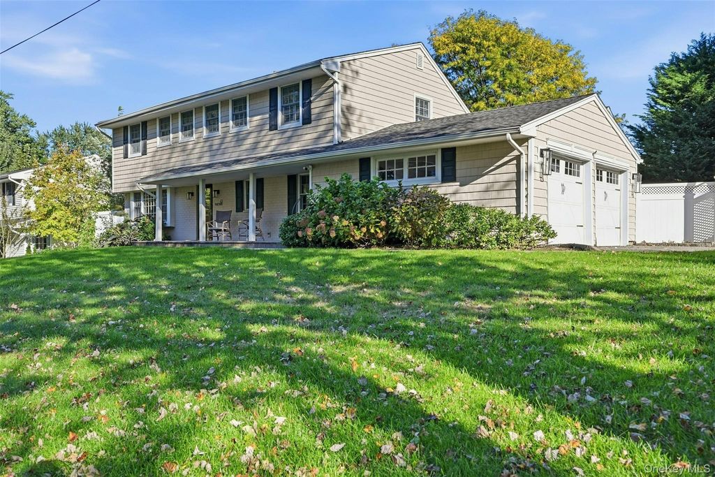 42 Marie Drive, Huntington, NY 11743 — photo 3