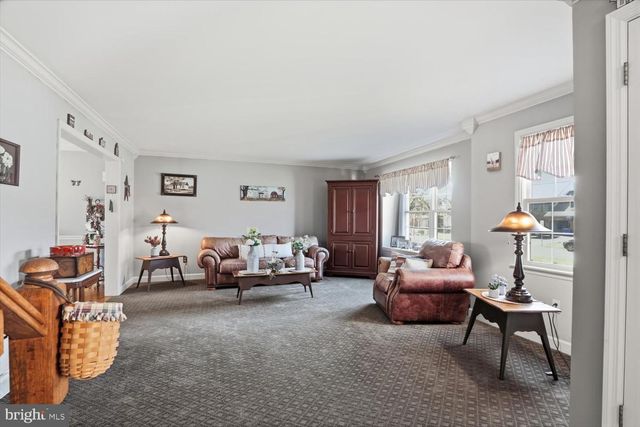 441 TROY DR, Blandon, PA 19510