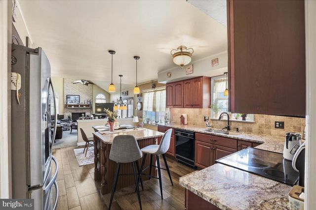 441 TROY DR, Blandon, PA 19510
