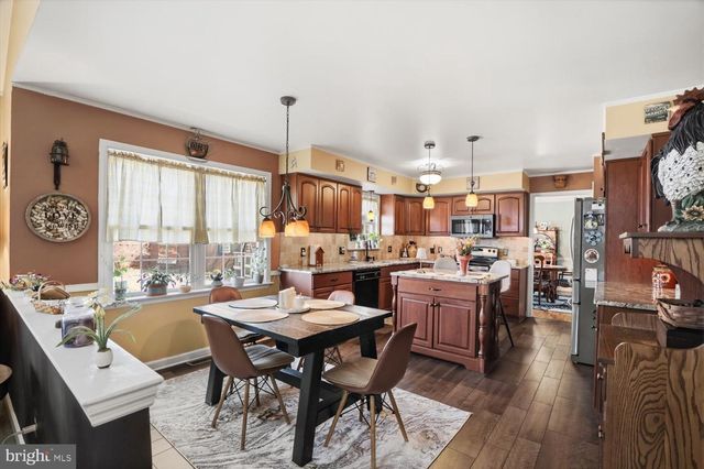 441 TROY DR, Blandon, PA 19510