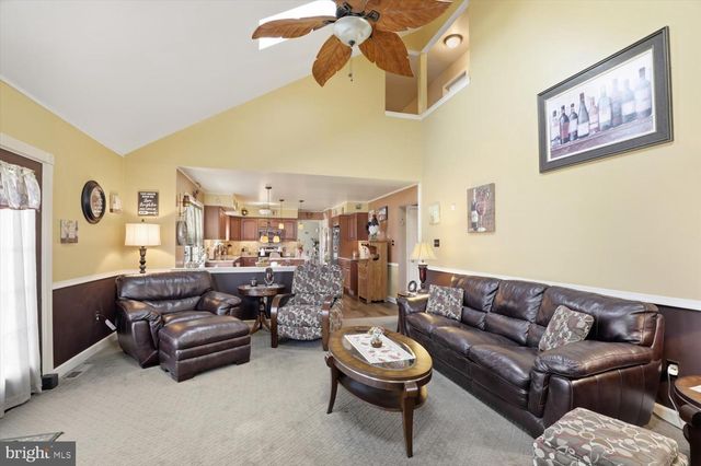 441 TROY DR, Blandon, PA 19510