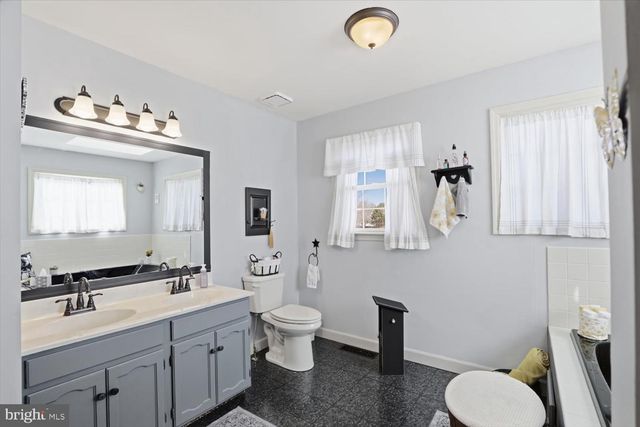 441 TROY DR, Blandon, PA 19510