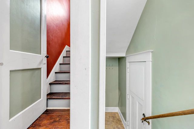 1516 CEDAR STREET, Green Bay, WI 54302