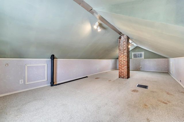 1516 CEDAR STREET, Green Bay, WI 54302