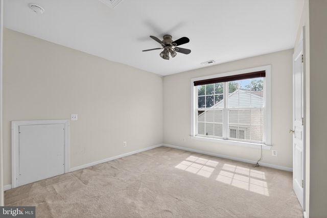 33 FESTIVAL DR, Voorhees, NJ 08043