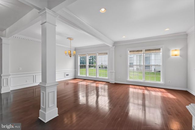 33 FESTIVAL DR, Voorhees, NJ 08043