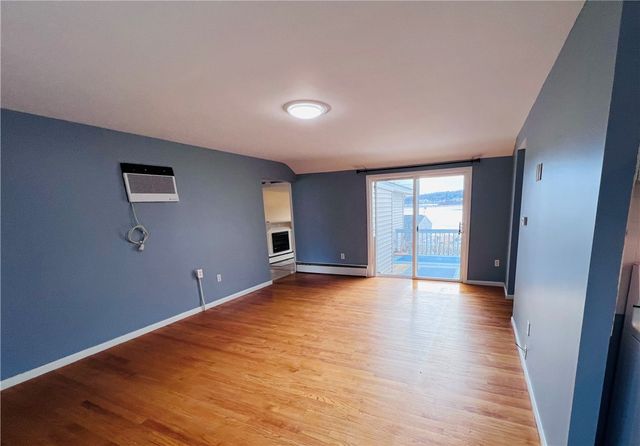 93 Grand View Drive, Warwick, RI 02886