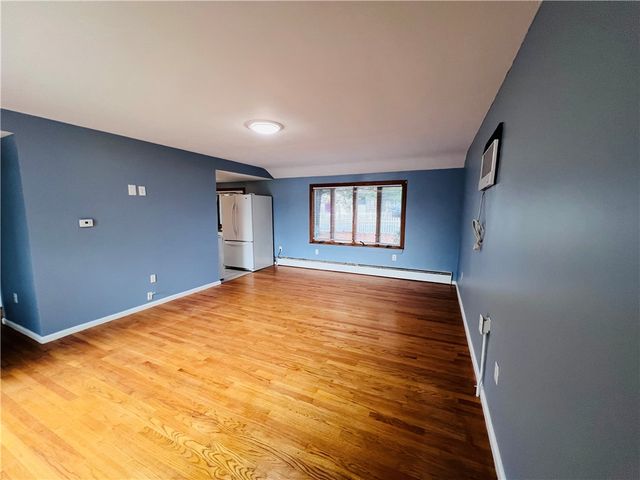 93 Grand View Drive, Warwick, RI 02886